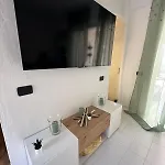 Vista Mare L'ancora Apartament *