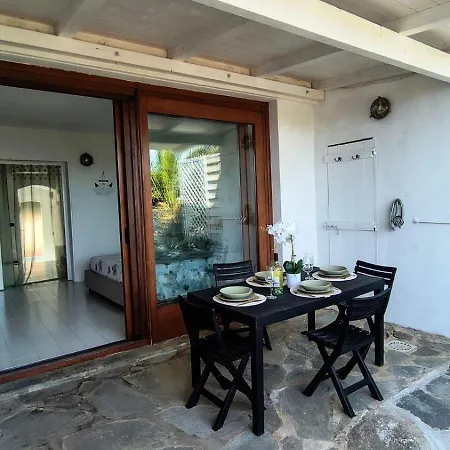 Vista Mare L'ancora Apartament *